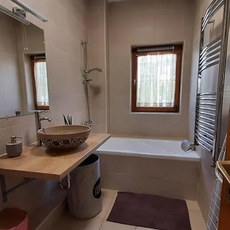 Selyemakac Apartamento *