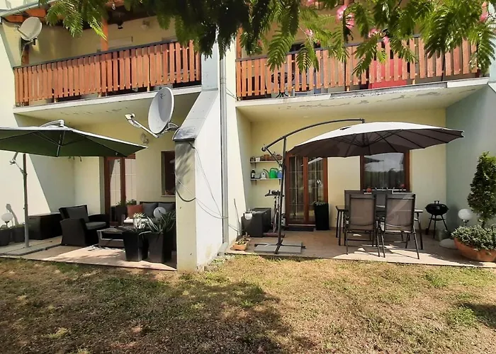 Selyemakac Apartamento *